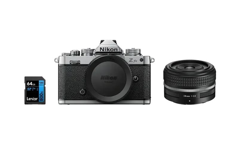 Nikon Z Zfc + 28/2.8SE + SD 64GB