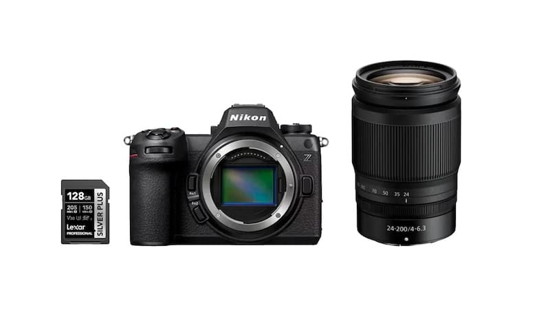 Nikon Z Z6III + 24-200/4-6.3 VR