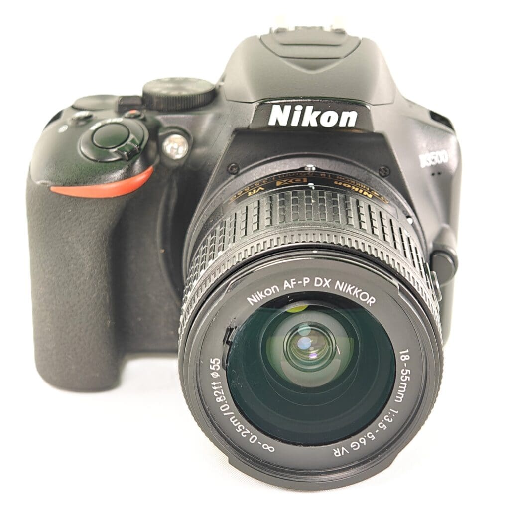 Nikon D3500 + 18-55 VR - Usato