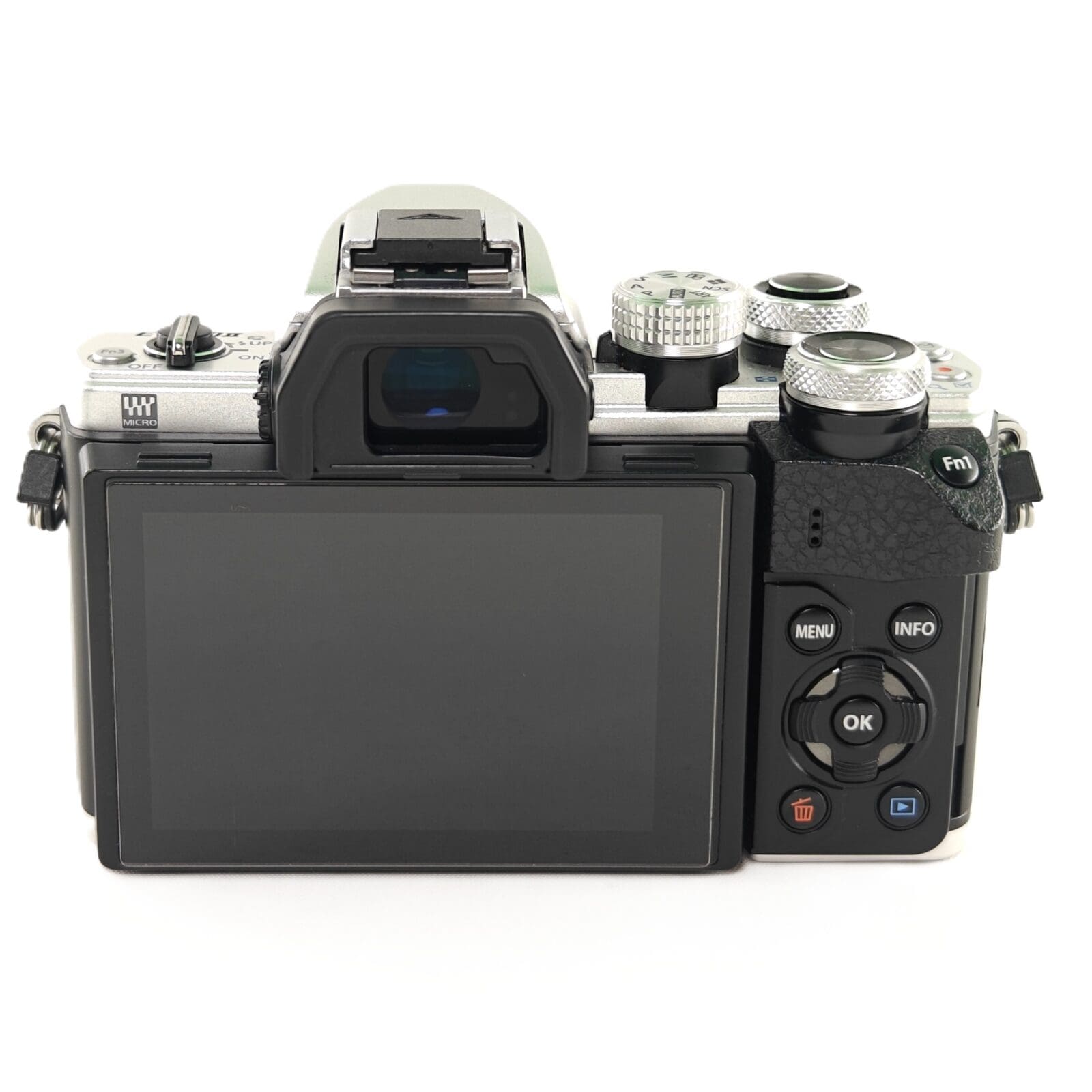 Olympus E-M10 II Silver - Usato - immagine 5