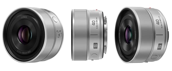 Panasonic S 40/2 Black Titanium