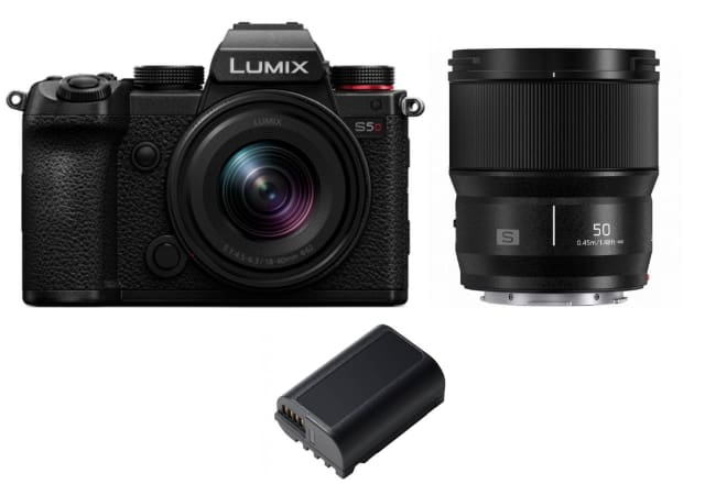 Panasonic S5D + 18-40/4.5-6.3 + 50/1.8