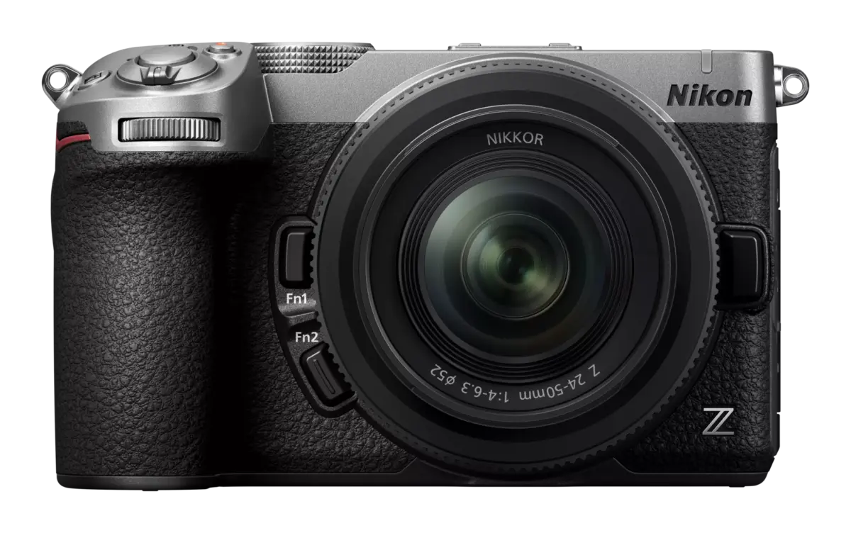 Nikon Z5IIC Argento + 24-50/4-6.3